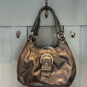 Elegant Black Leather Shoulder Bag